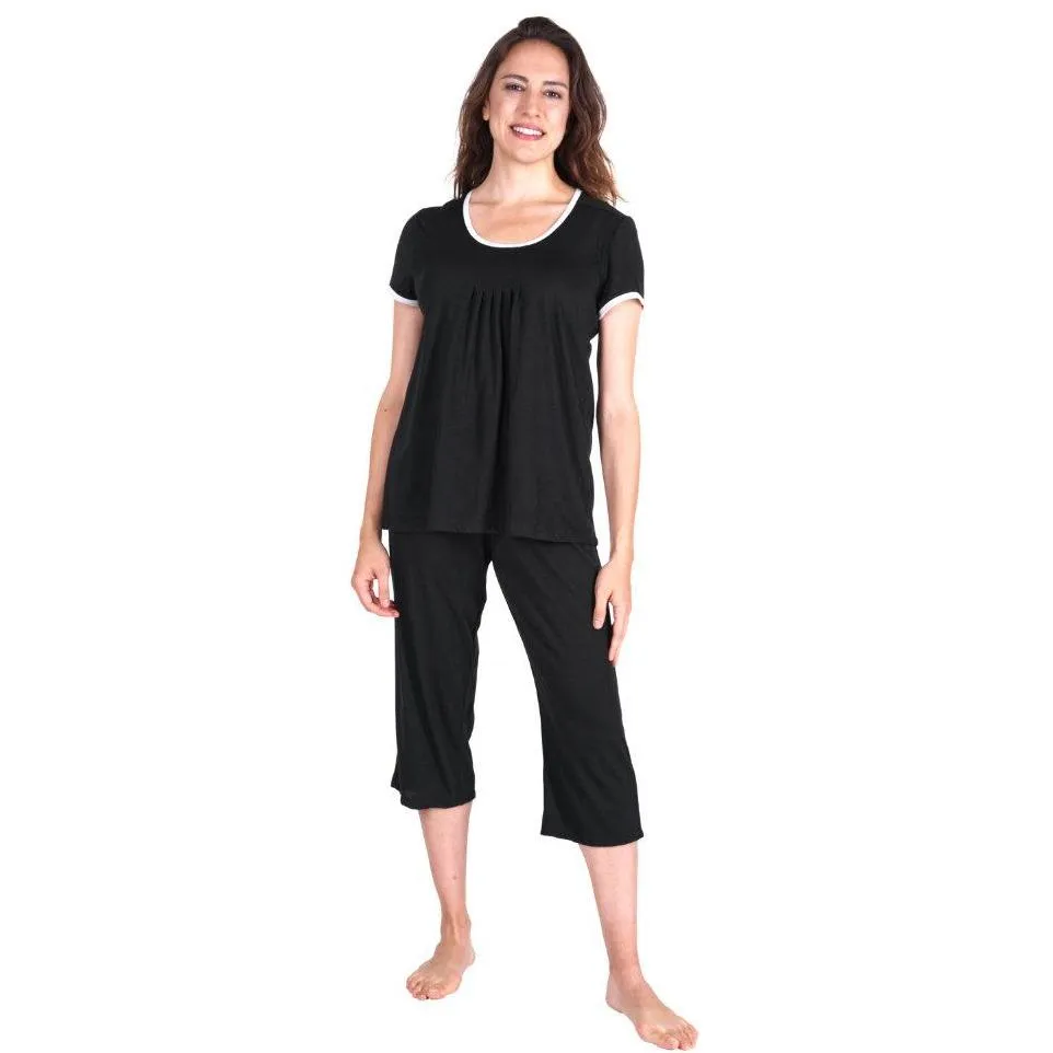 Women's Moisture Wicking Pleated T-Shirt Capri Set